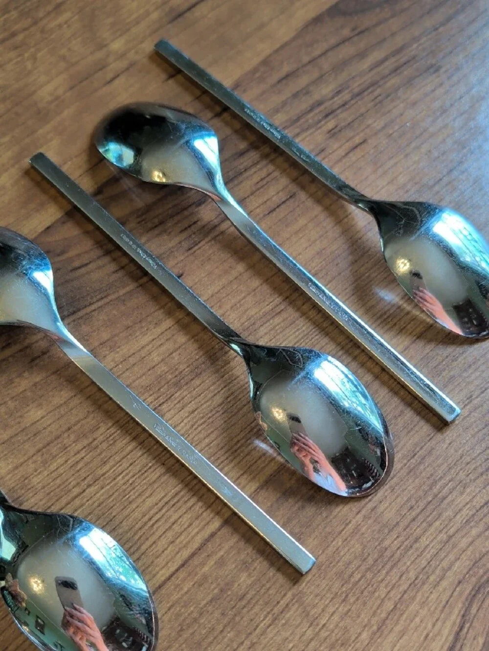 Villeroy &Boch New Wave Stainless Steel Dessert Spoons - (Set of 7)